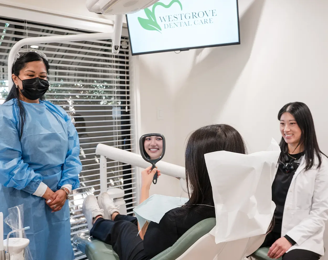 What is Porcelain Veneers